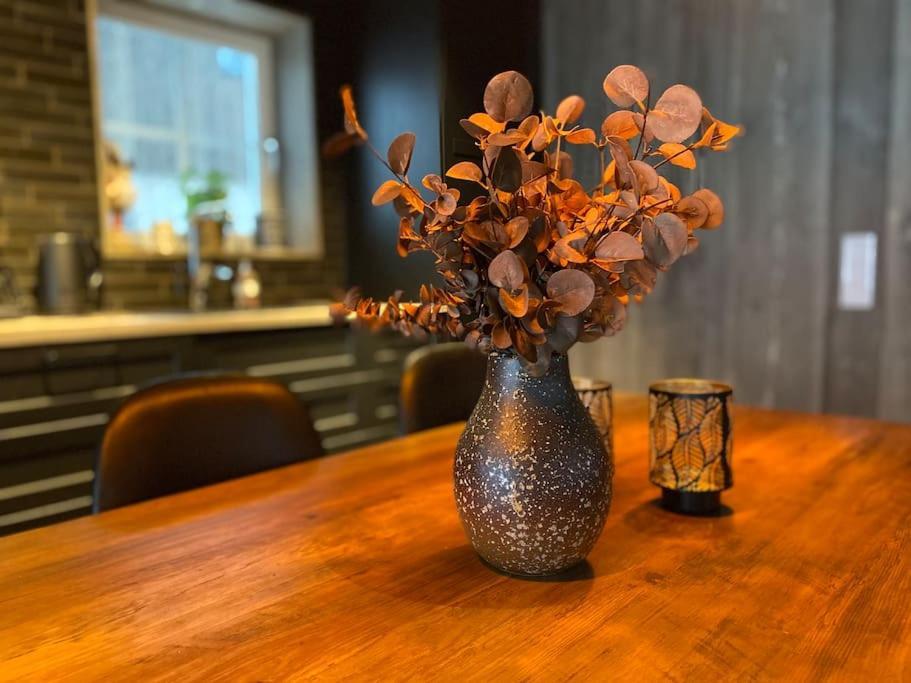 Modern Stuga Med Ski Lodge Kaensla Jarvso Luaran gambar