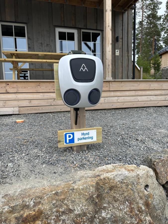Modern Stuga Med Ski Lodge Kaensla Jarvso Luaran gambar